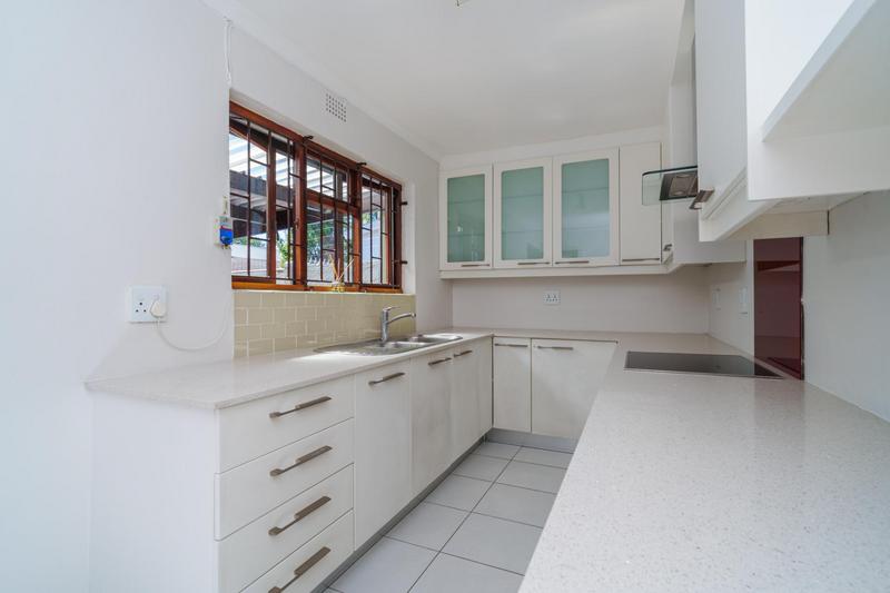 2 Bedroom Property for Sale in Kenilworth Western Cape